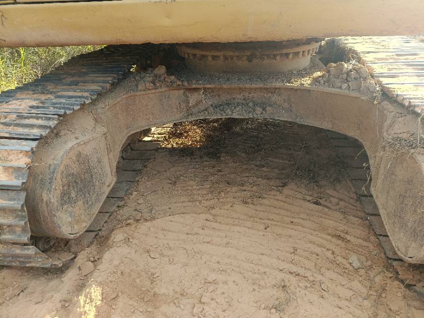 Buy Caterpillar 320C Used Excavator / 15