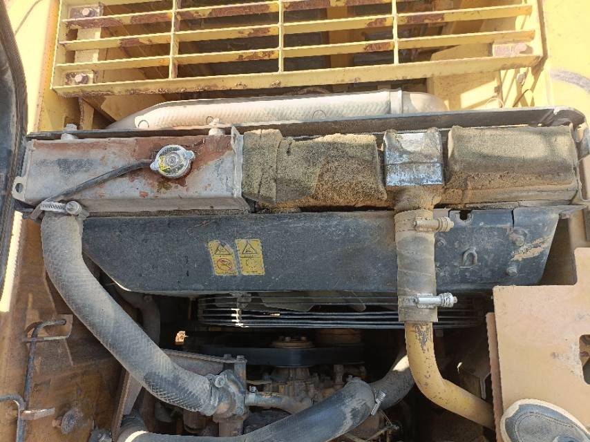 Buy Caterpillar 320C Used Excavator / 6