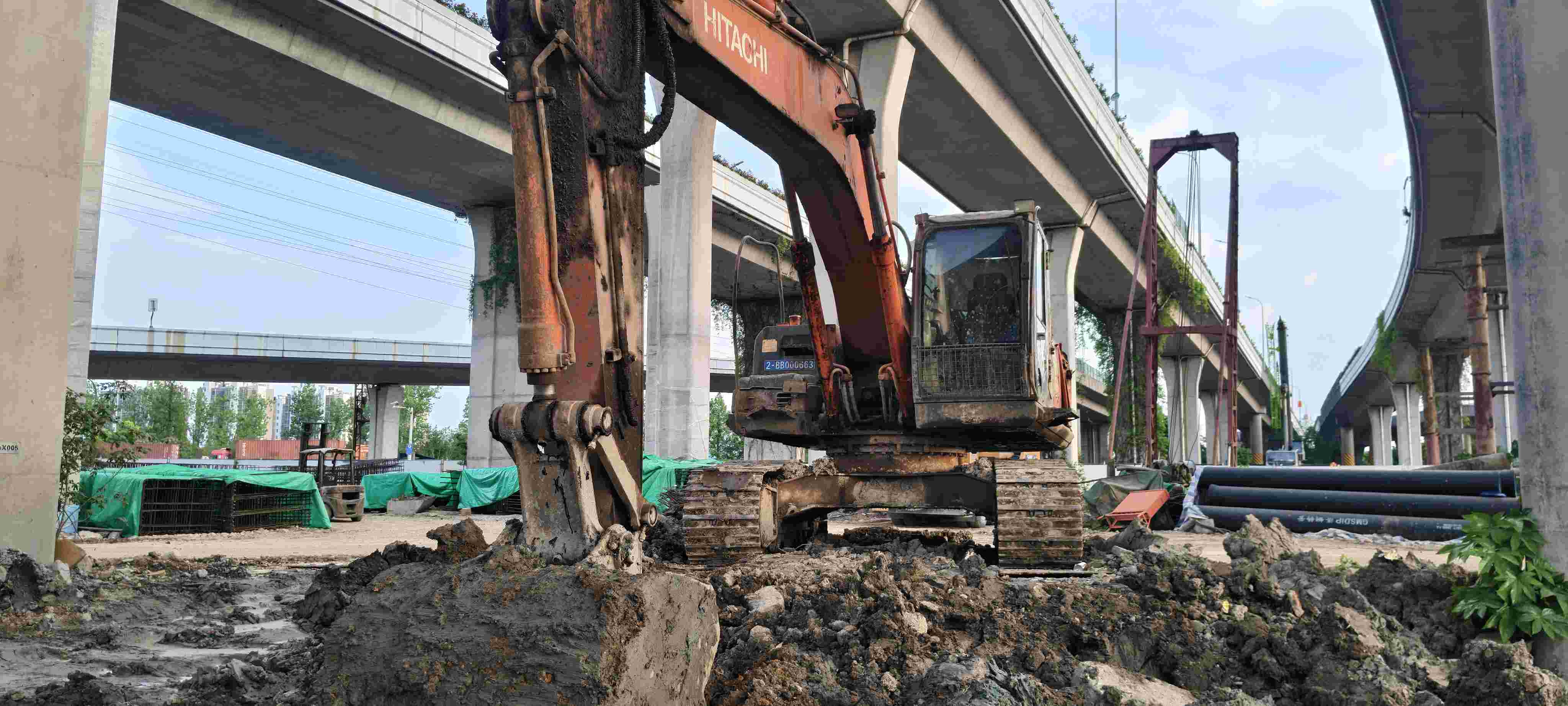 Buy Hitachi 50 Used Excavator / 2