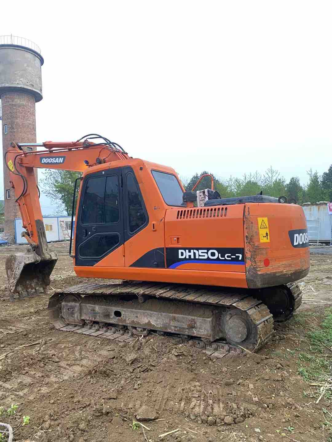 Buy Doosan 150W-7 Used Excavator / 4