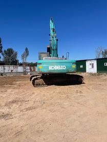 Buy Kobelco 260-8 Used Excavator / 4 Buy Kobelco 260-8 Used Excavator / 4