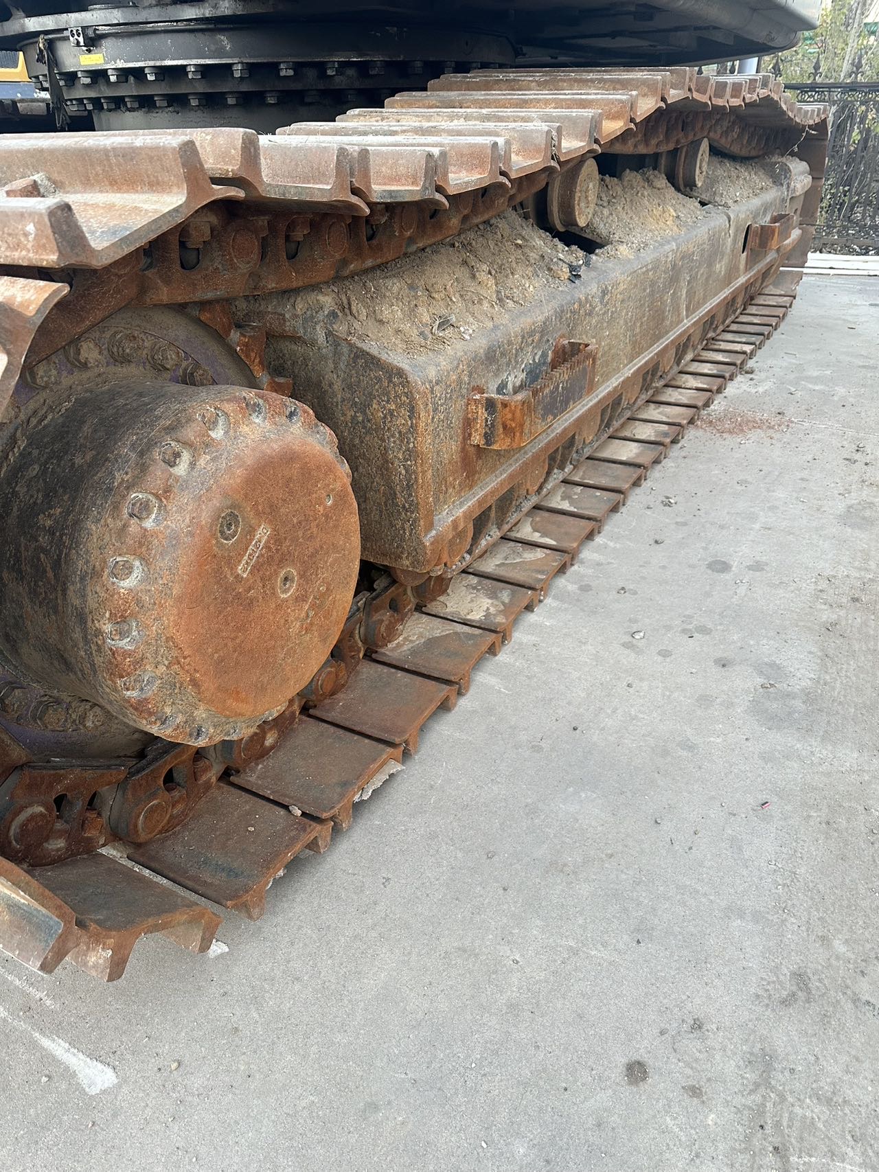 Buy Volvo EC480 Heavy Duty Used Excavator / 3