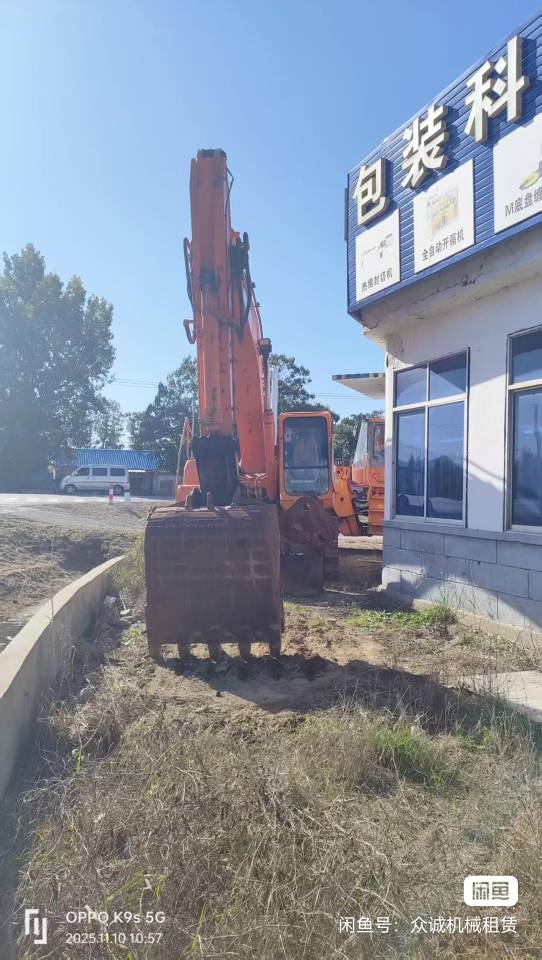 Buy Doosan 300LC-7 Used Excavator / 4
