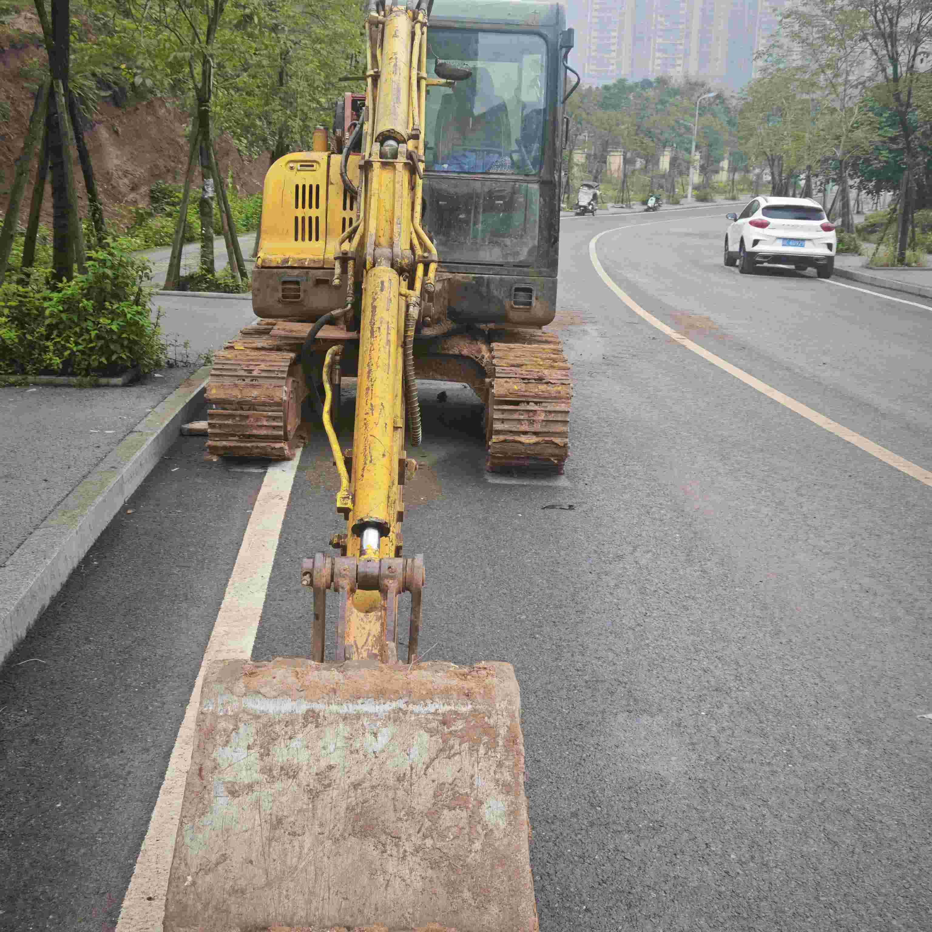 Buy Doosan 60-7 Used Excavator / 9