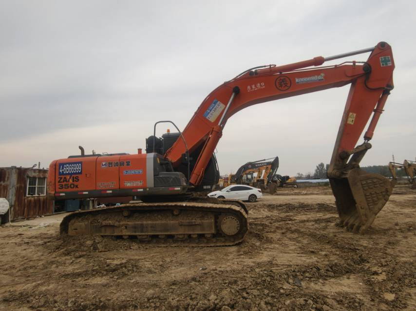 Buy Hitachi 350 Used Excavator / 2