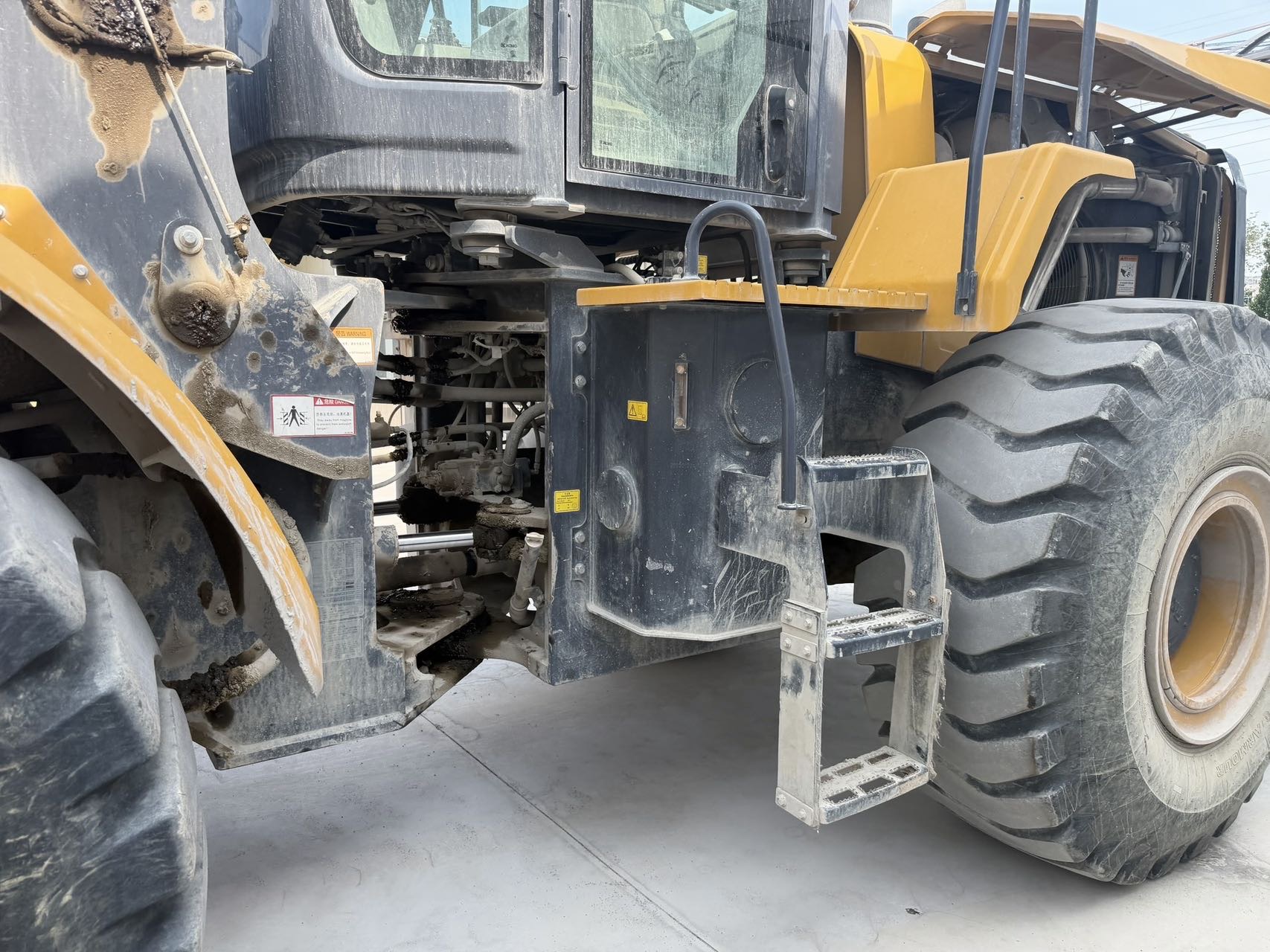 Buy XCMG GR200 Used Loader / 6