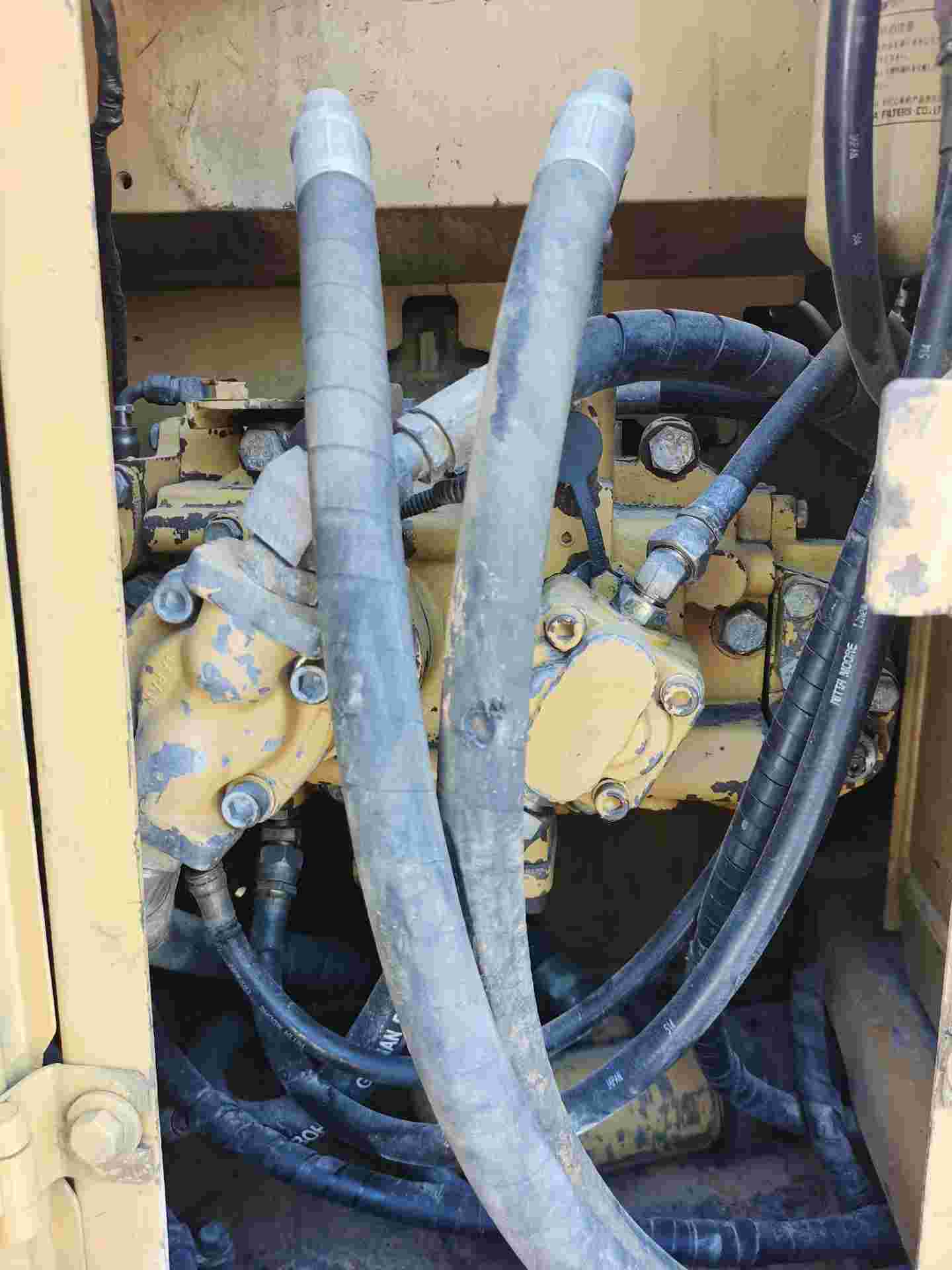 Buy Caterpillar 307E Used Excavator / 4