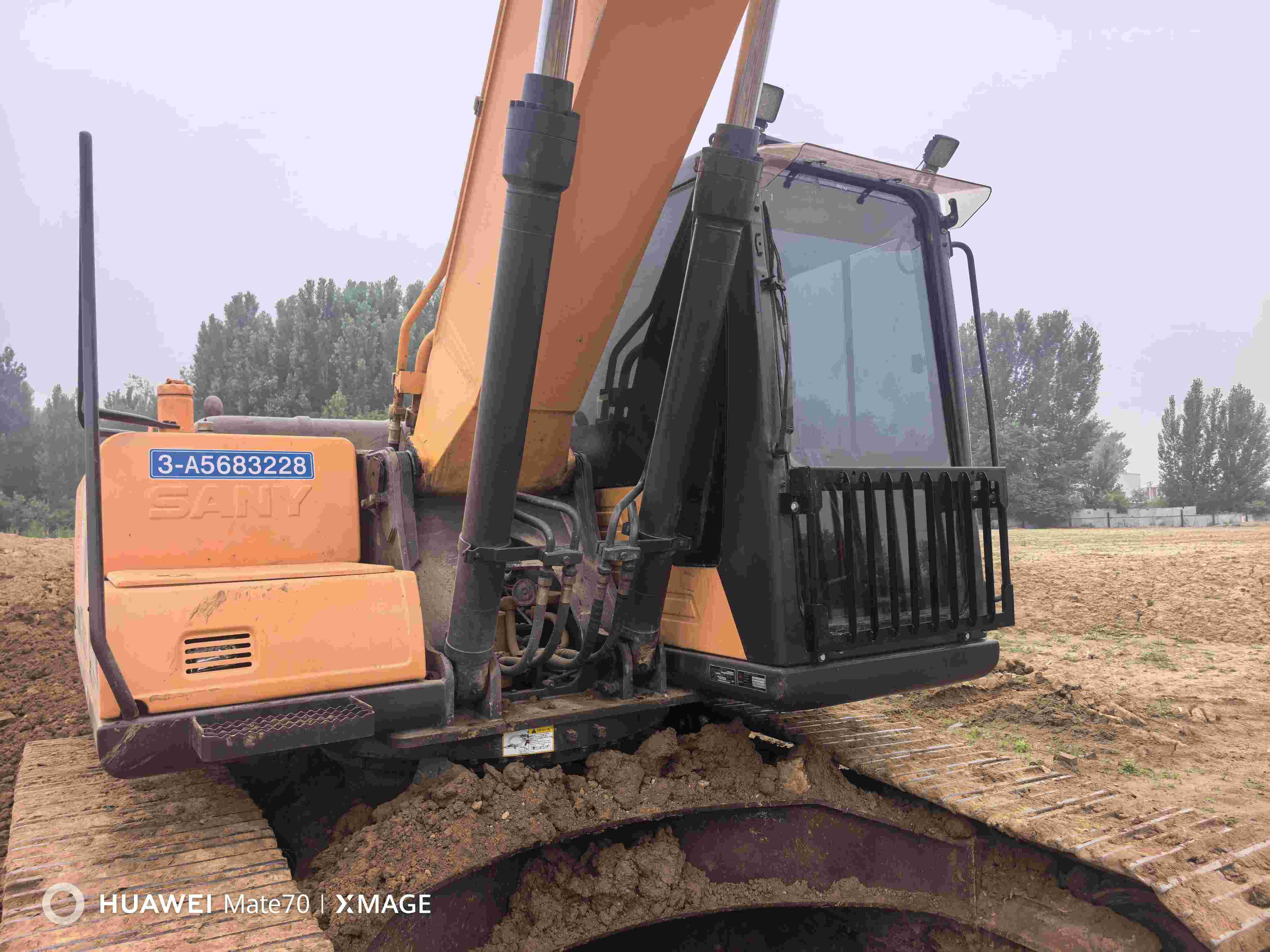 Buy Sany 215C-9 Used Excavator / 3