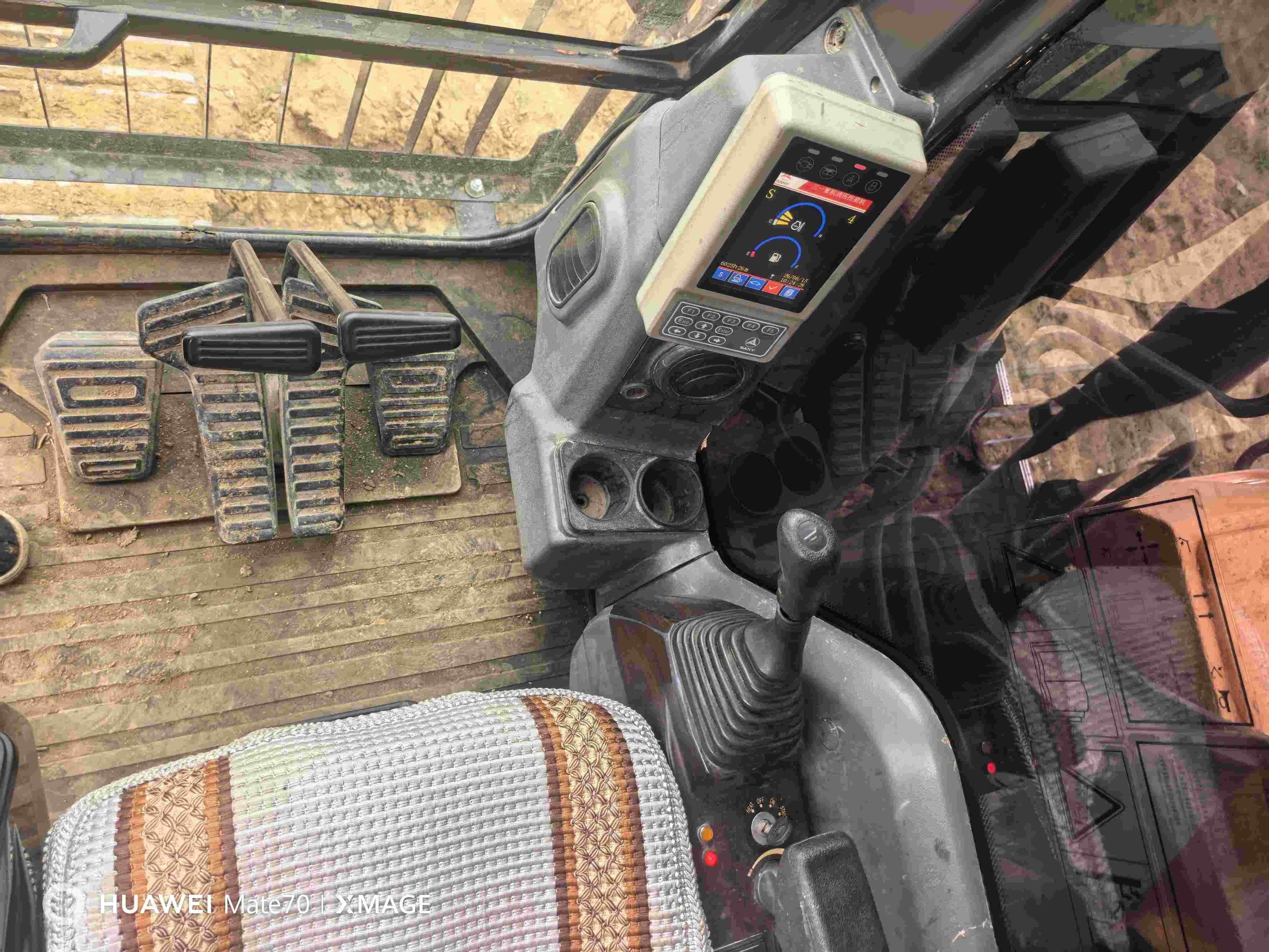 Buy Sany 215C-9 Used Excavator / 7