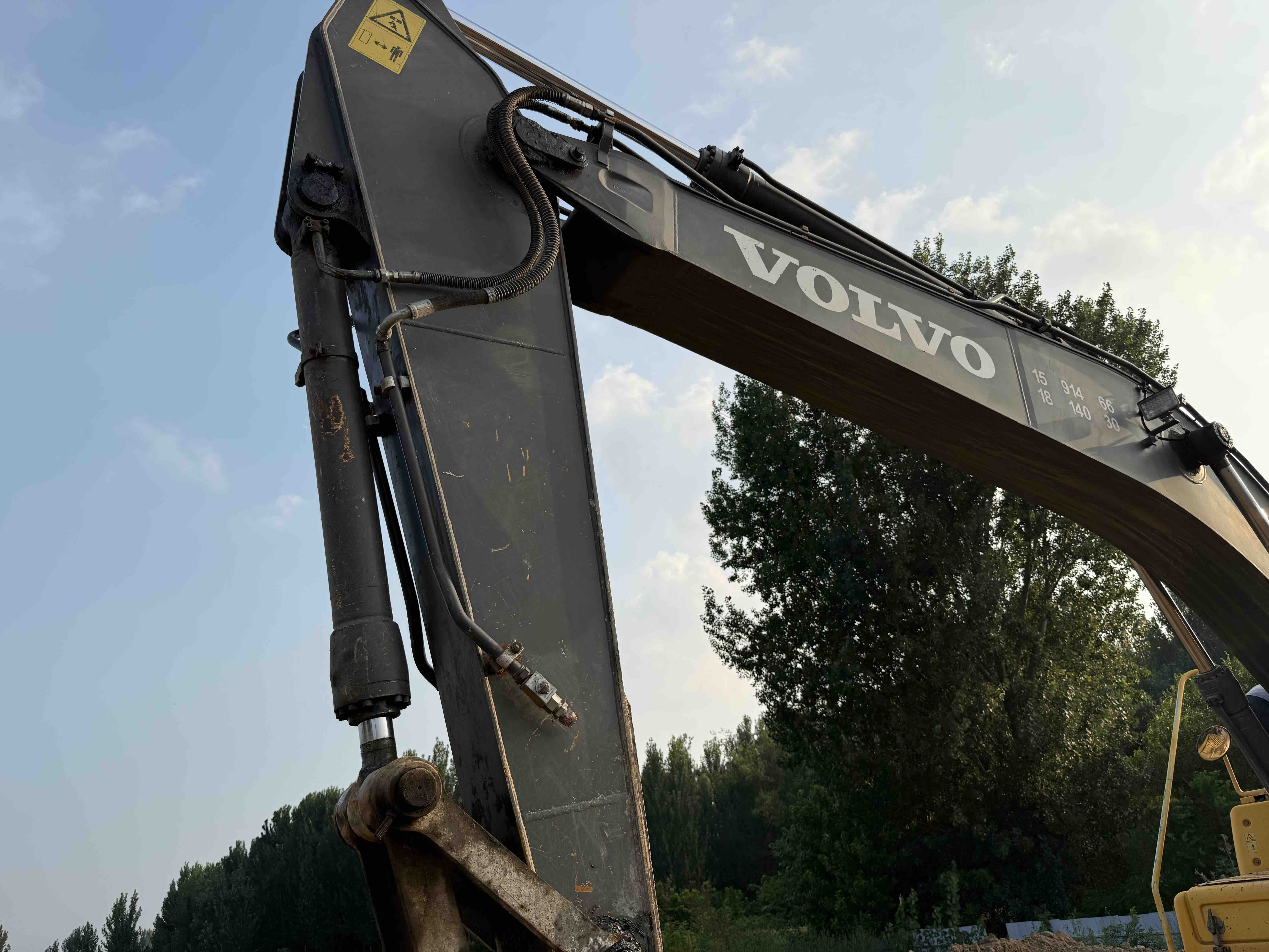 Buy Volvo 210D Used Excavator / 5