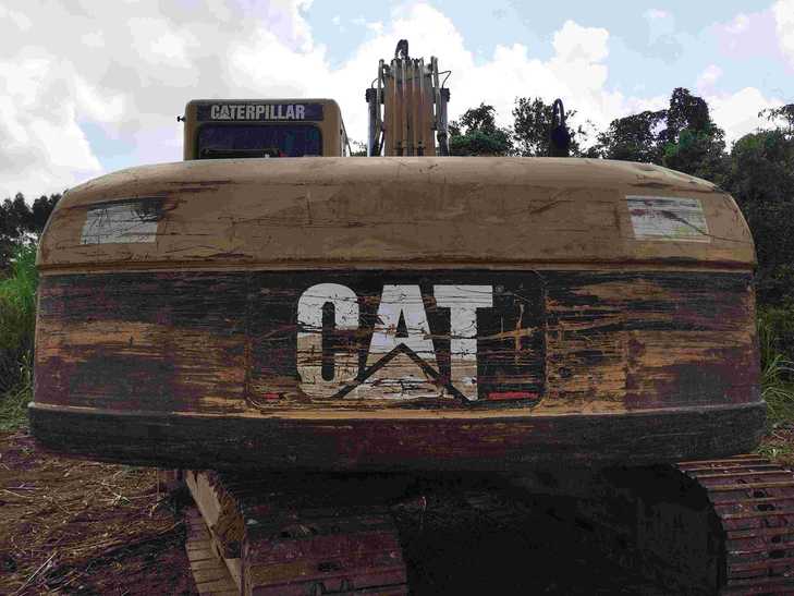 Buy Caterpillar 320C Used Excavator / 1