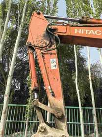 Buy Hitachi ZX240-3G Used Excavator / 17 Buy Hitachi ZX240-3G Used Excavator / 17