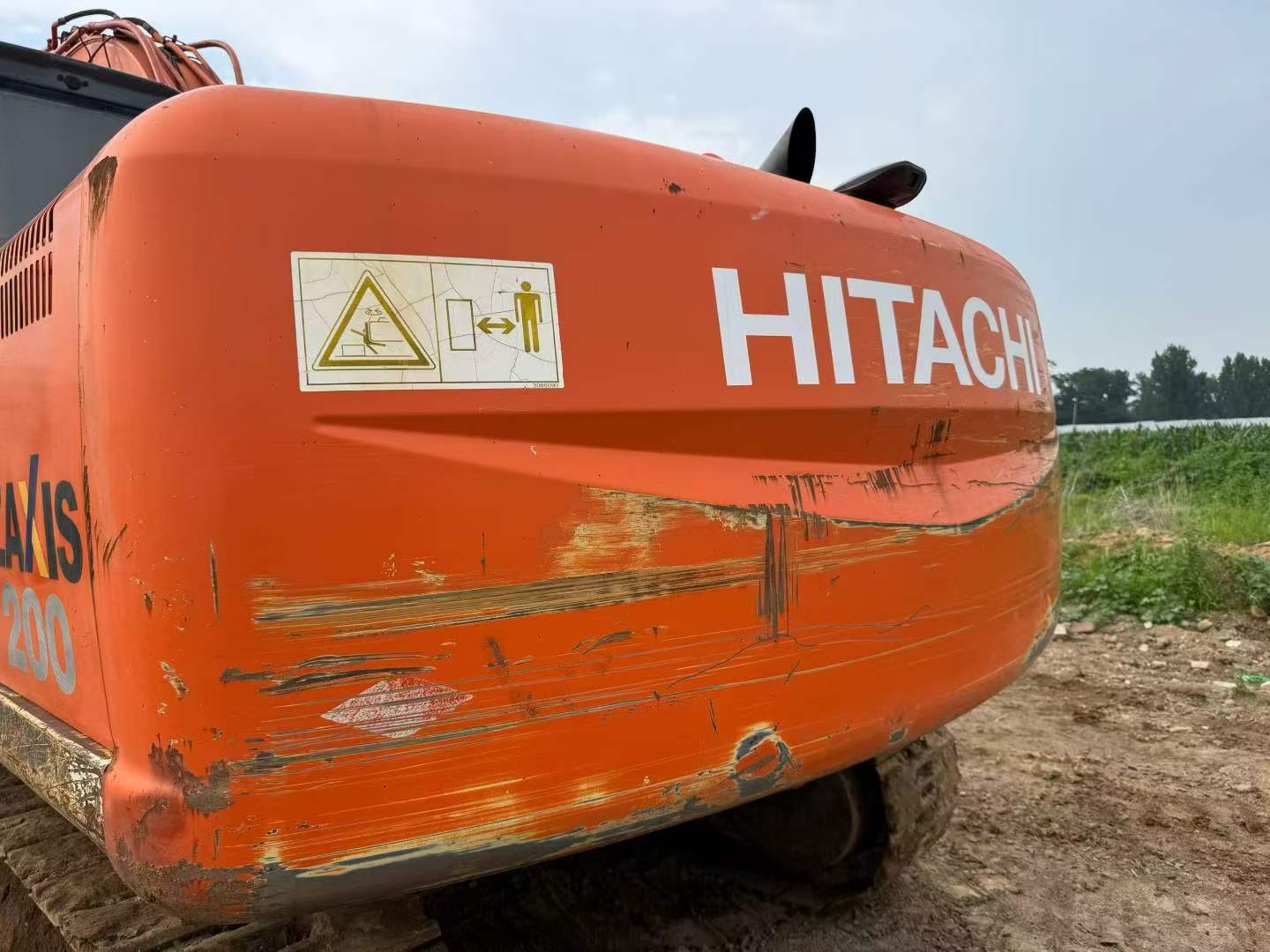 Buy Hitachi EX200-6 Used Excavator / 6