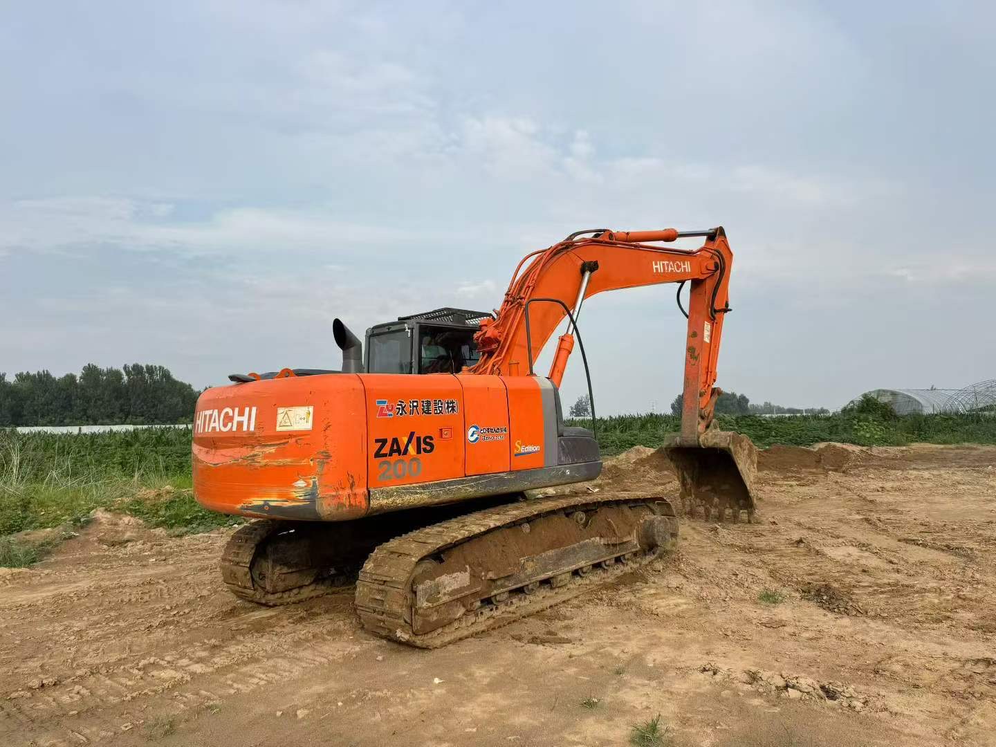 Buy Hitachi EX200-6 Used Excavator / 2