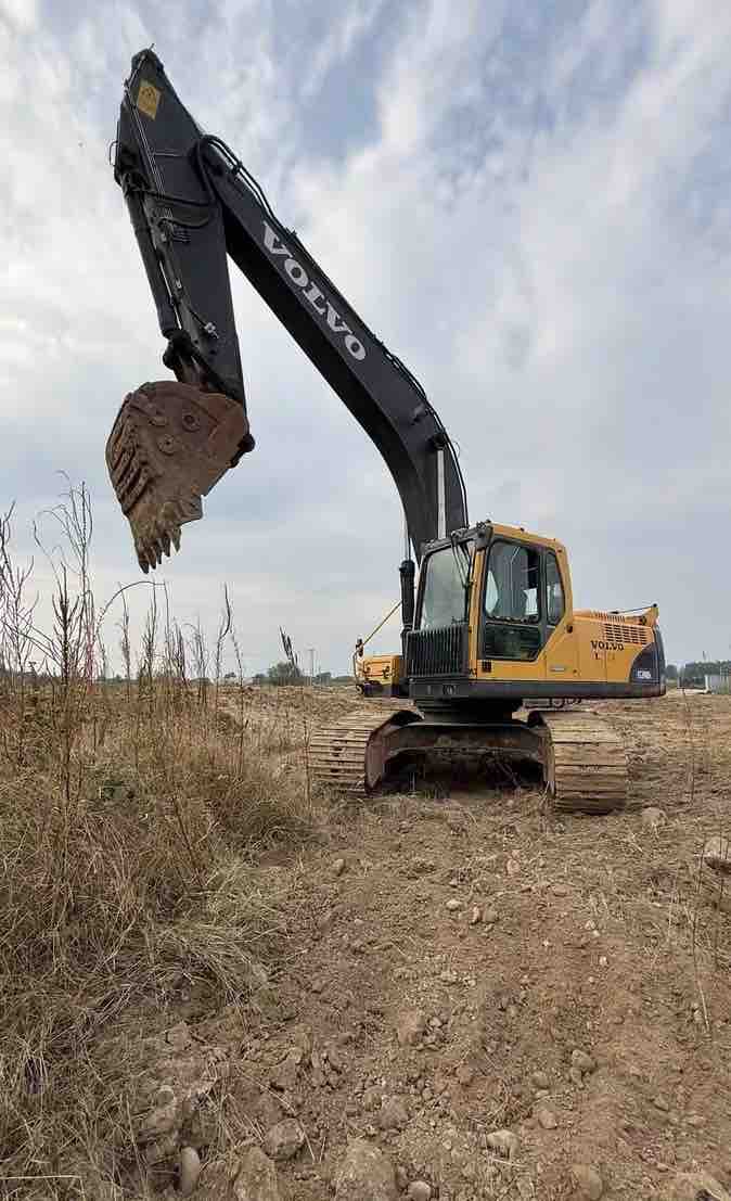 Buy Volvo 240BLC Used Excavator / 3