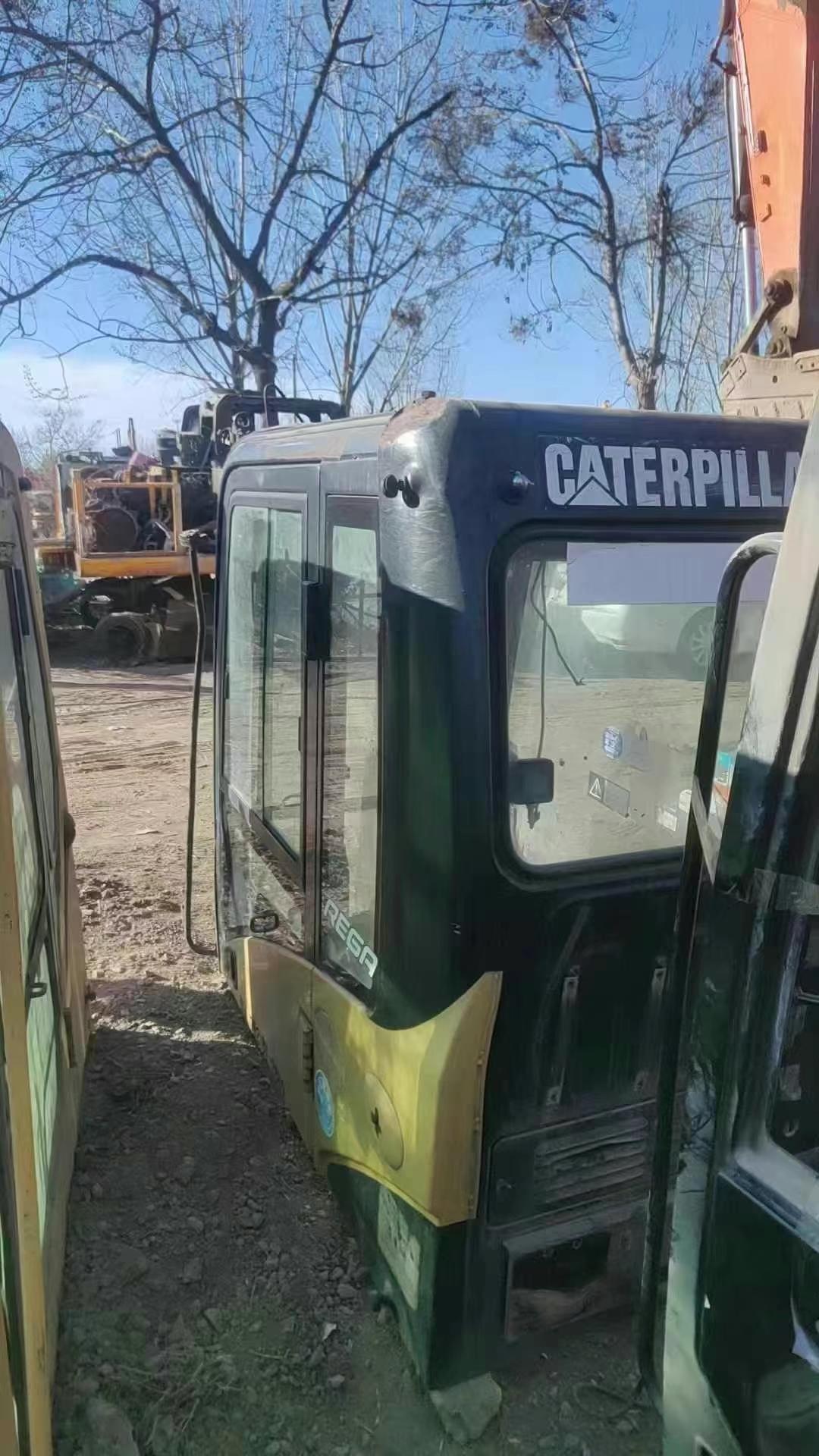 Used Caterpillar CT20 Excavator 2016 Model / 5