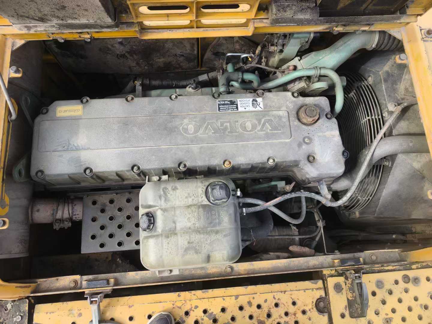 Used Volvo EC60 Excavator 2011 Model / 4