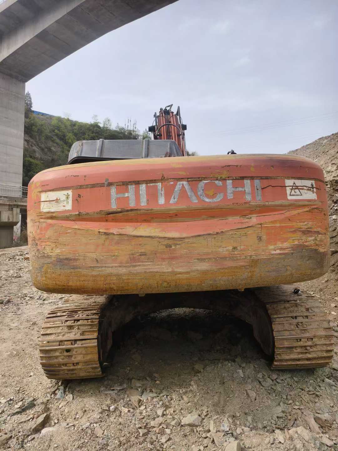 Used Hitachi ZX240 Excavator 2010 Model / 6