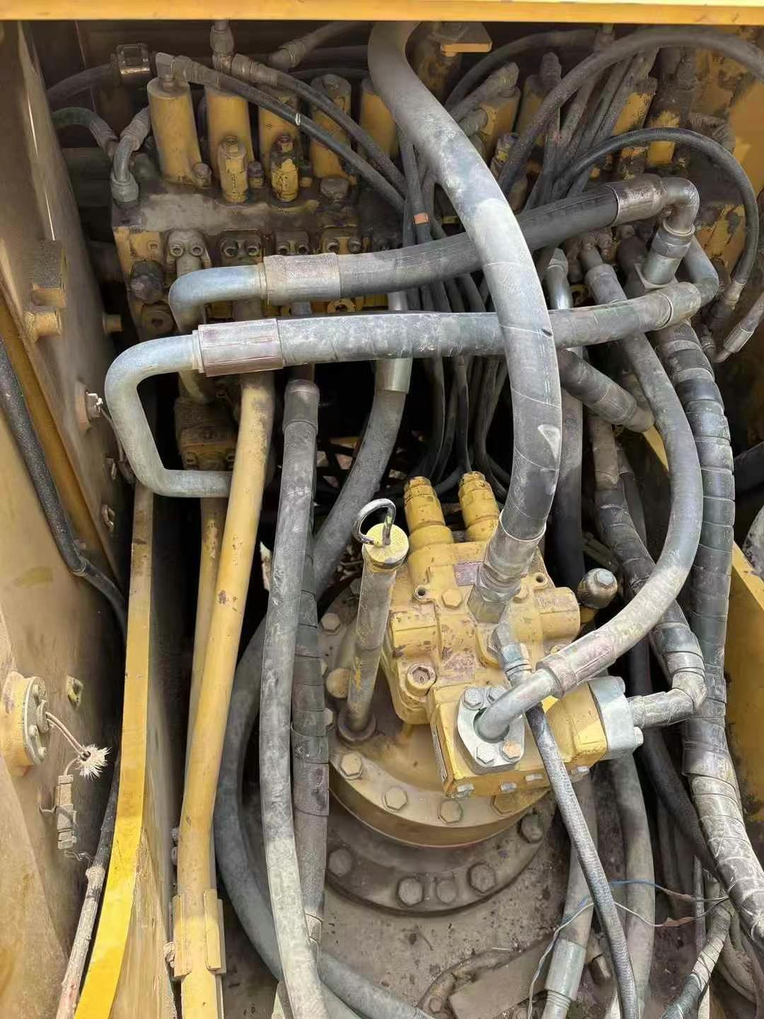 Used Caterpillar CT20 Excavator 2016 Model / 6