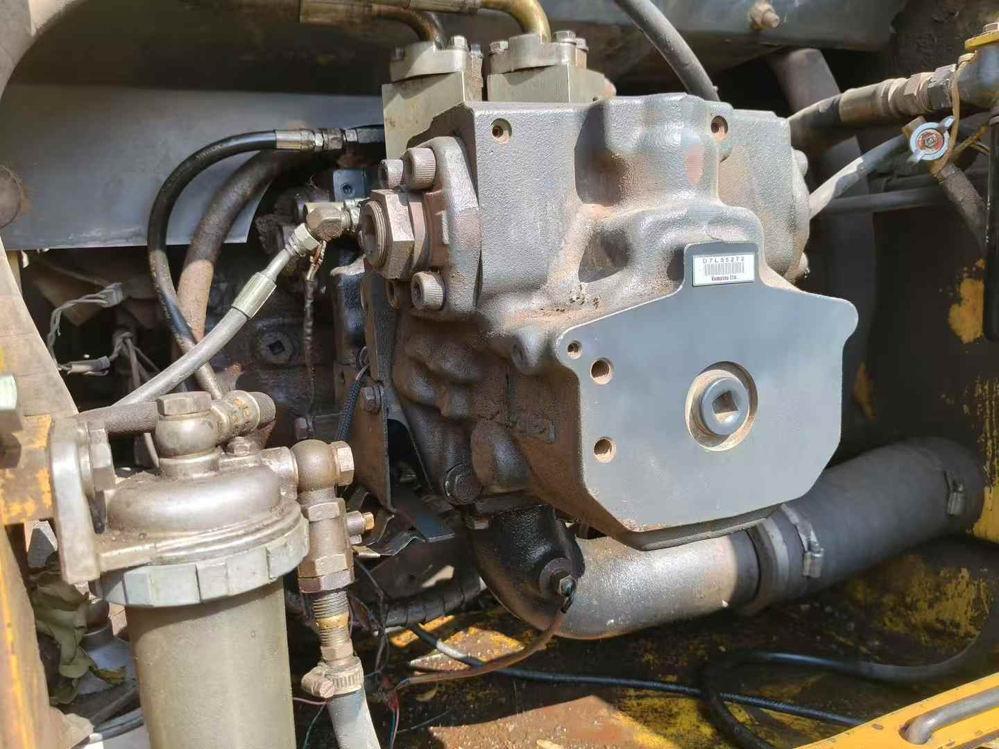 Used Komatsu PW200-7 Excavator 2016 Model / 2