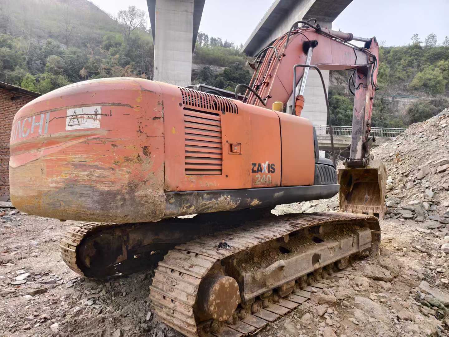 Used Hitachi ZX240 Excavator 2010 Model / 3