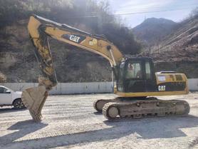Buy Caterpillar 323 Used Excavator / 3 Used Caterpillar 323 Excavator 2010 Model / 3