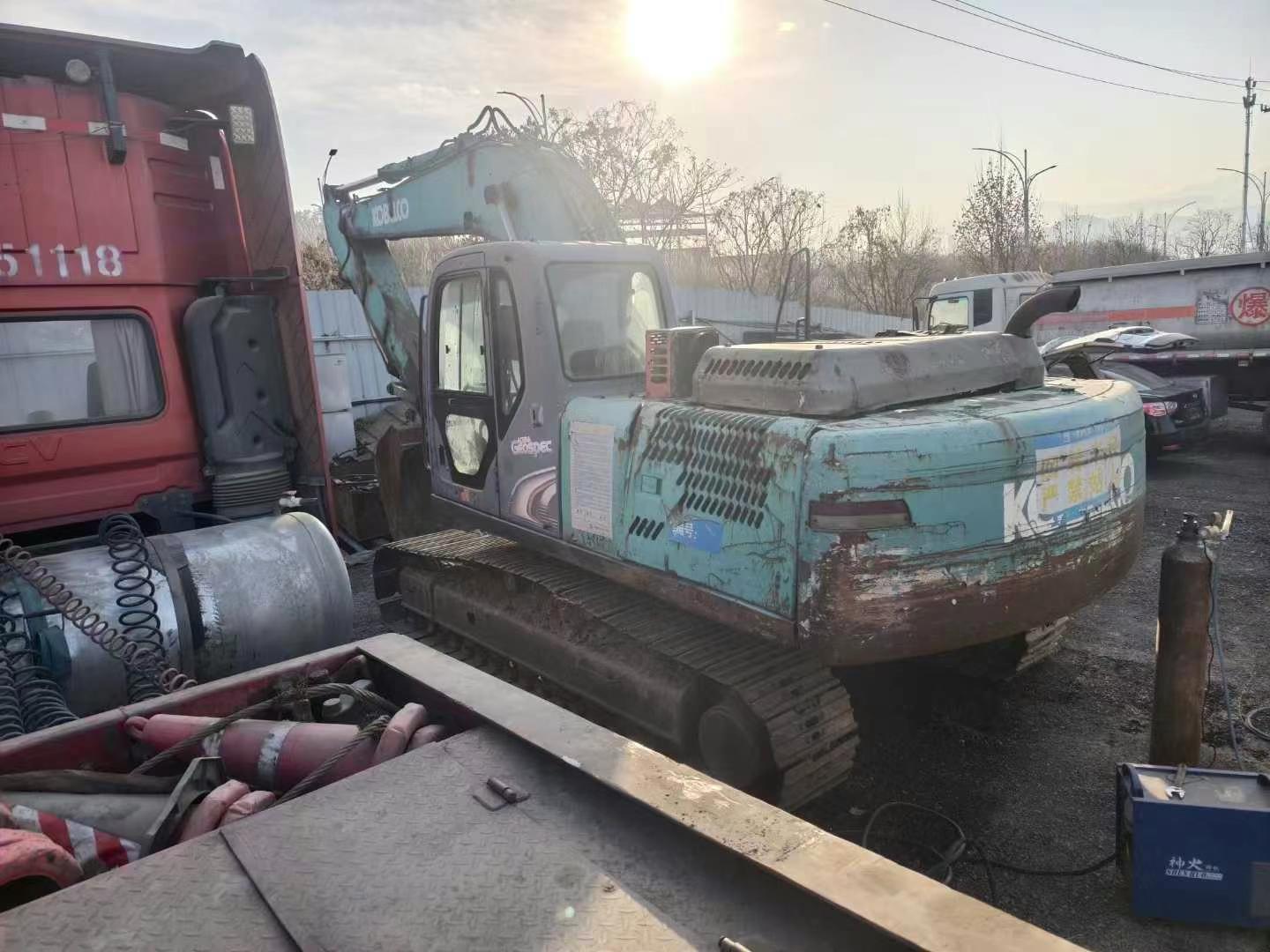 Used Kobelco SK210 Excavator 2016 Model / 4