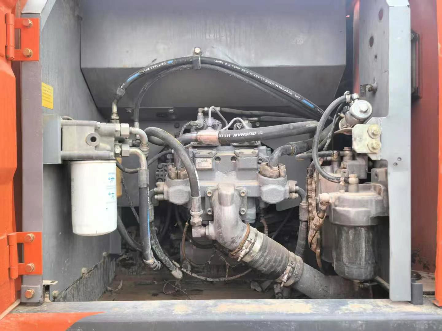 Used Hitachi ZAXIS200 Excavator 2016 Model / 2