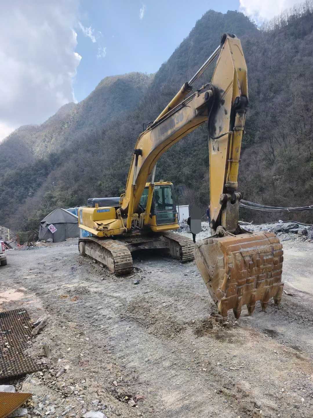 Buy Komatsu PC60 Used Excavator / 3 Used Komatsu PC60 Excavator 2016 Model / 3