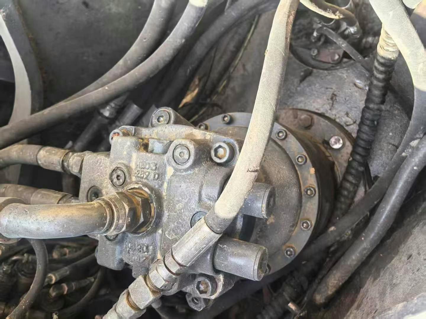 Used Sumitomo SH200-5 Excavator 2016 Model / 6