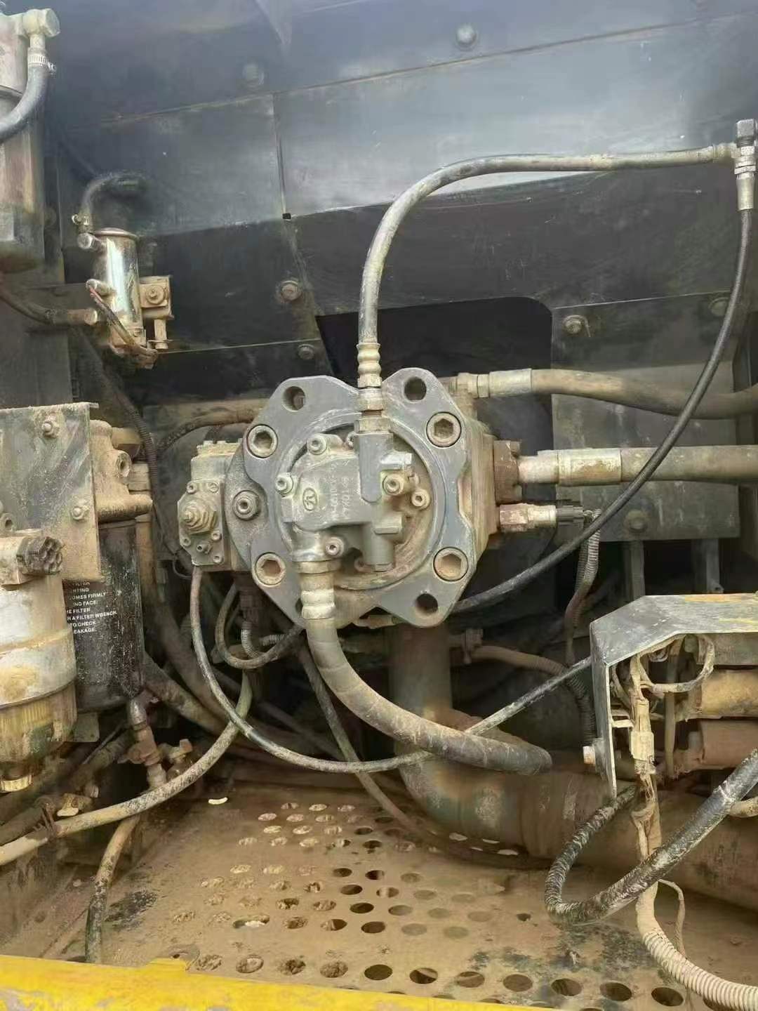 Used Sumitomo SH200A5 Excavator 2016 Model / 7