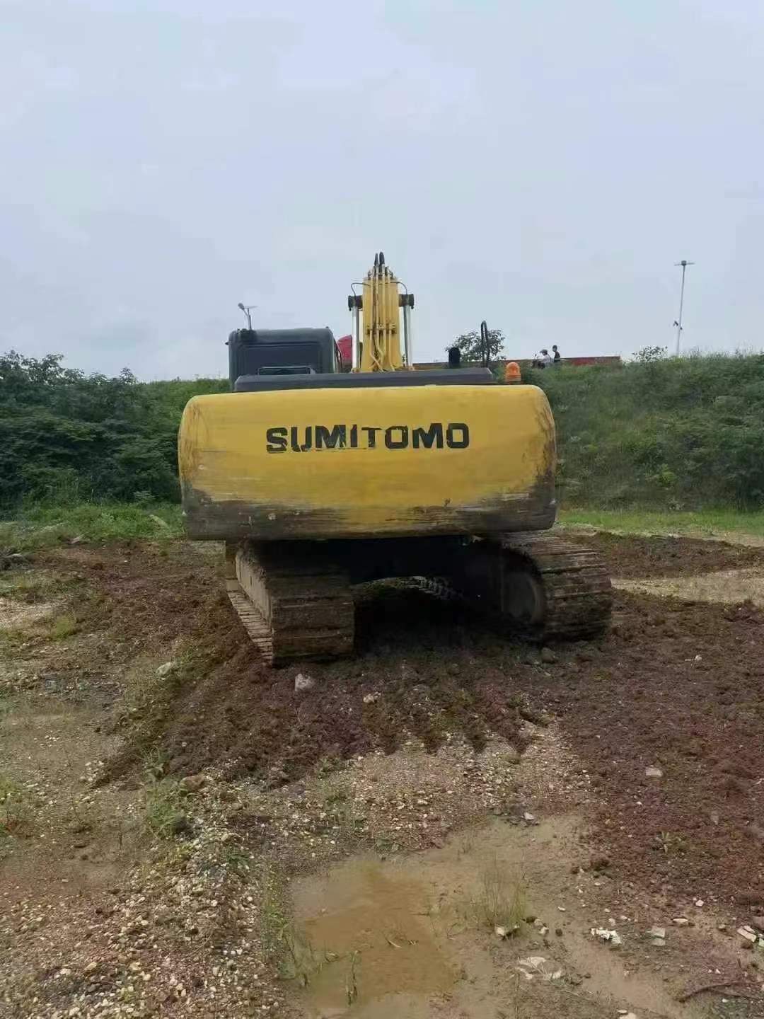 Used Sumitomo SH200A5 Excavator 2016 Model / 3