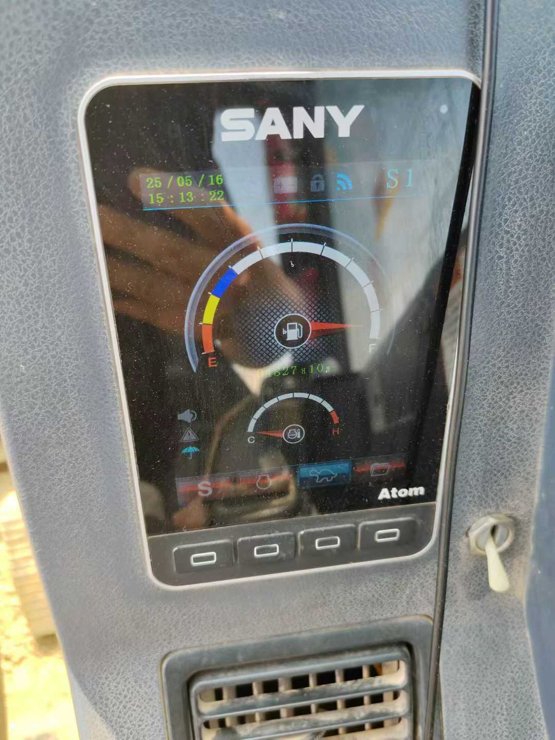 Used Sany SY60 Excavator 2020 Model / 4