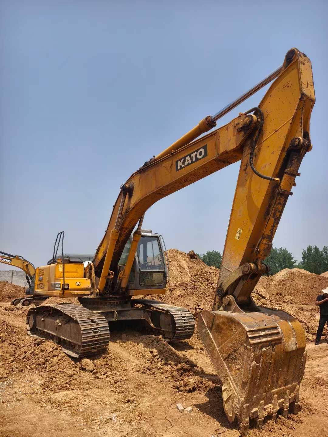 Used Kato HD1023 Excavator 2011 Model