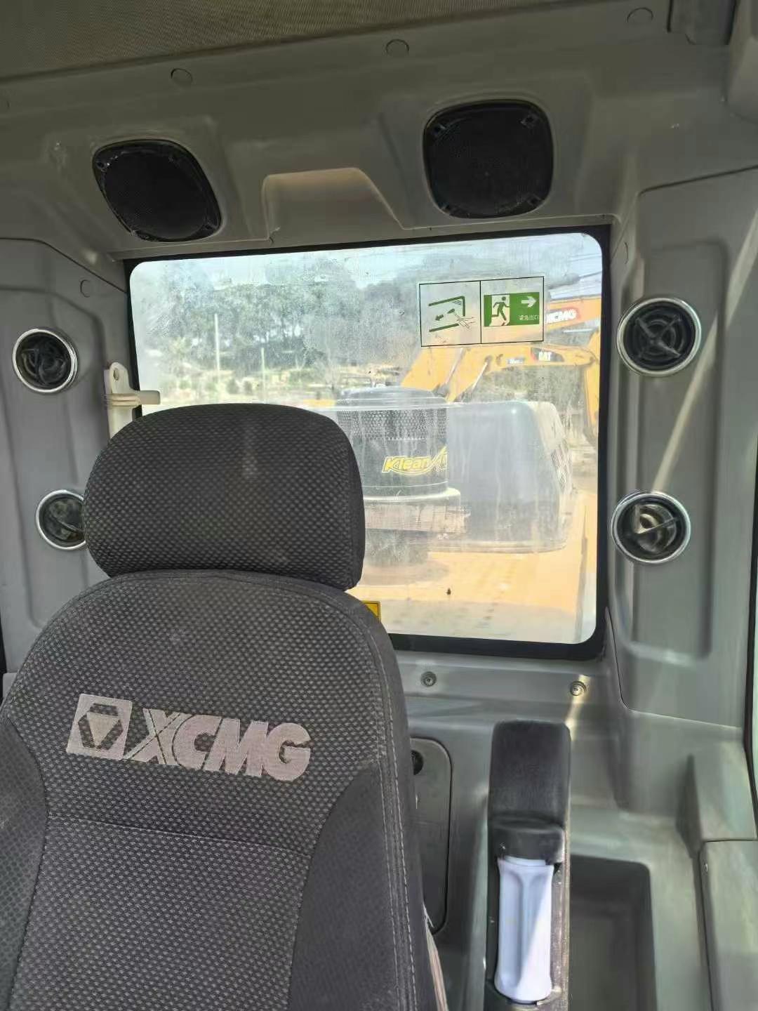 Used XCMG XE370 Excavator 2021 Model / 3