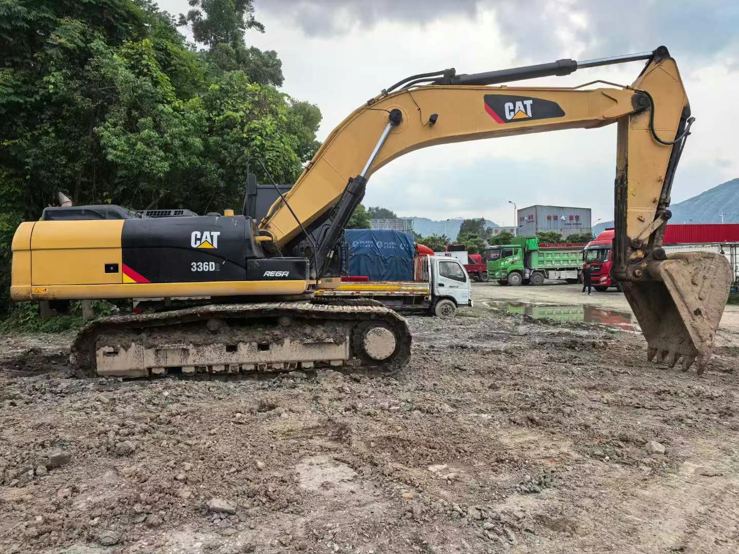 شراء حفارة Caterpillar 336E مستعملة / 5