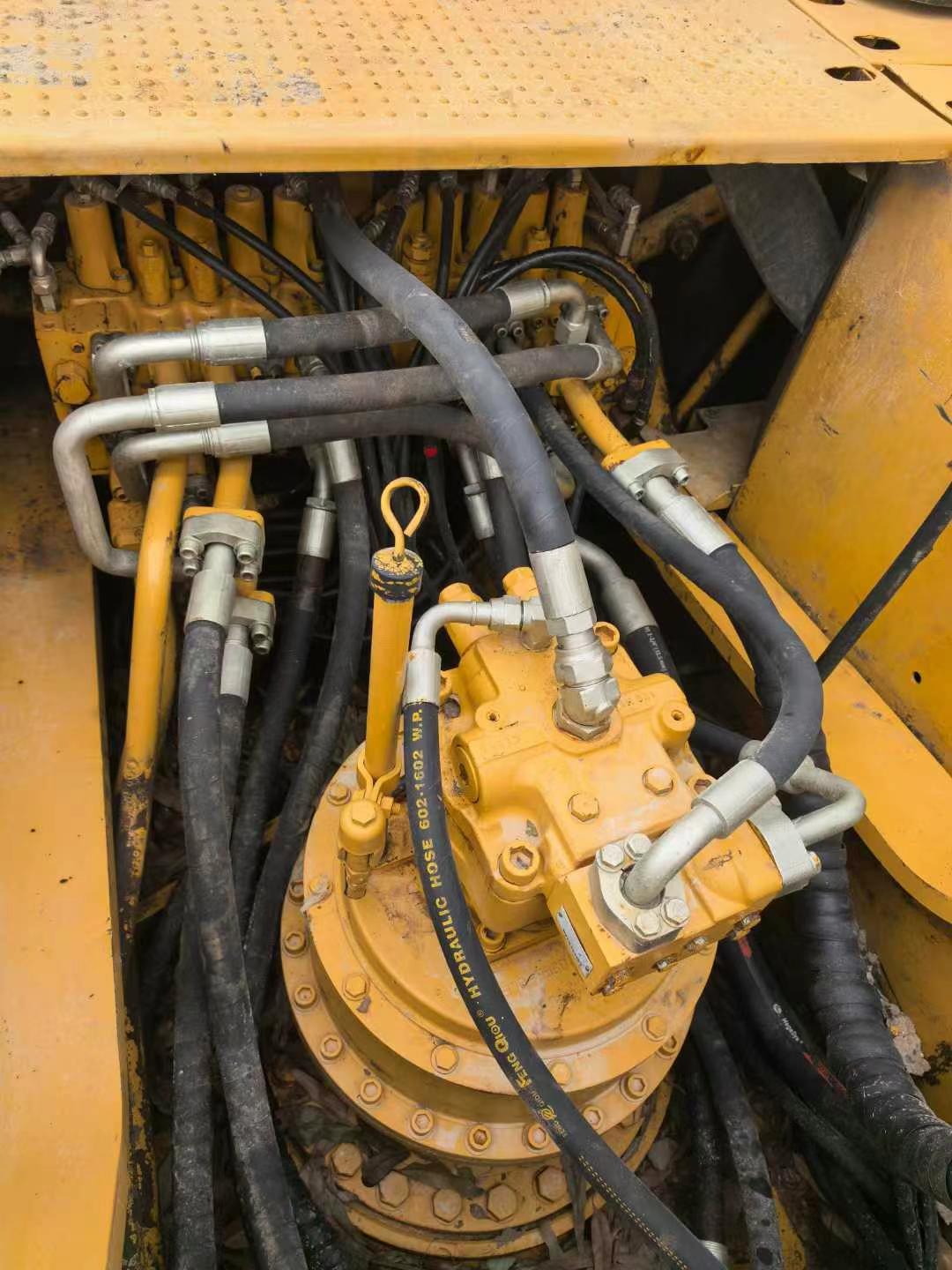 شراء حفارة Caterpillar 336E مستعملة / 2