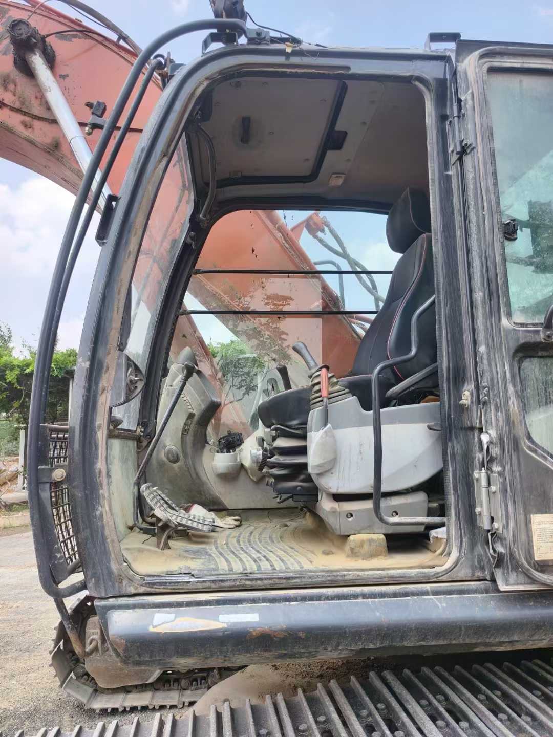 Used Hitachi ZW250 Excavator 2018 Model / 9