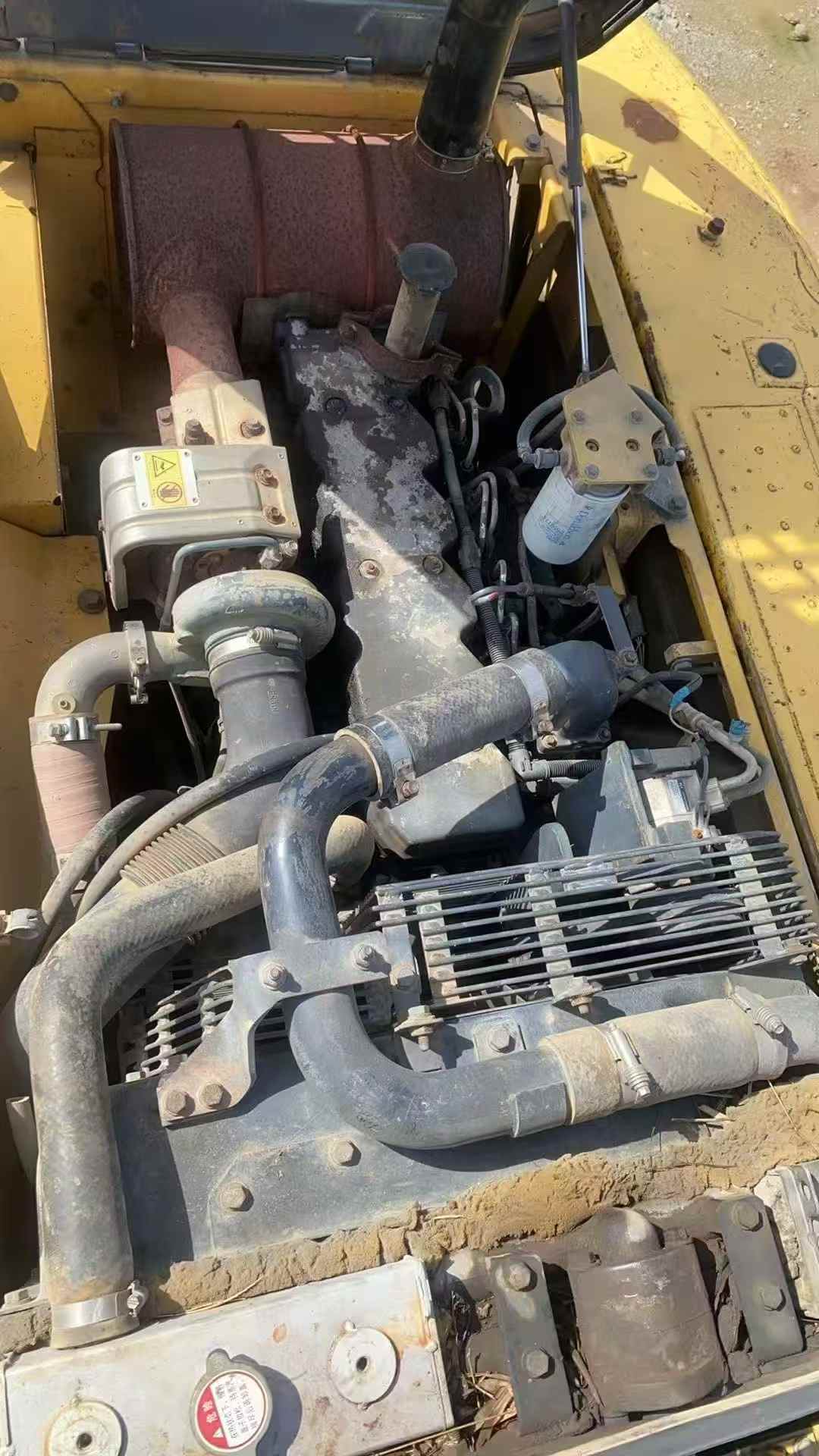 Used Komatsu PC200-8 Excavator 2016 Model / 3