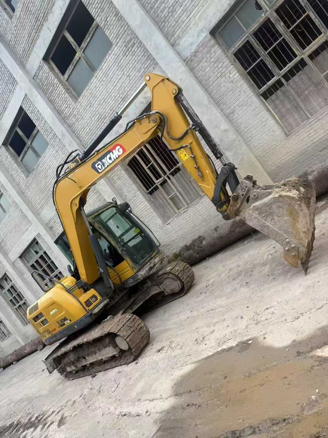 Used XCMG XE75WD Excavator 2022 Model