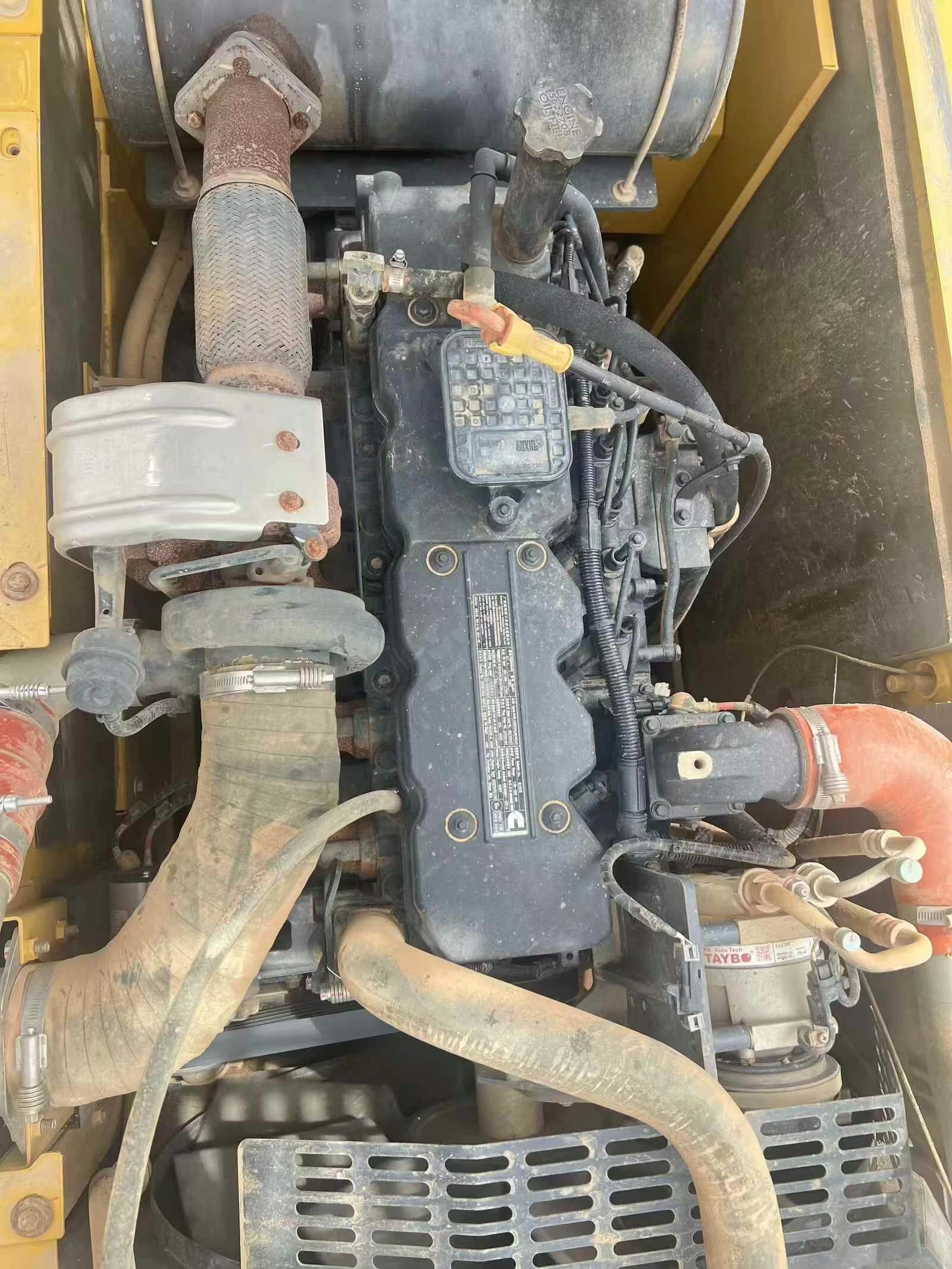 Used XCMG XE245GH Excavator 2022 Model / 8