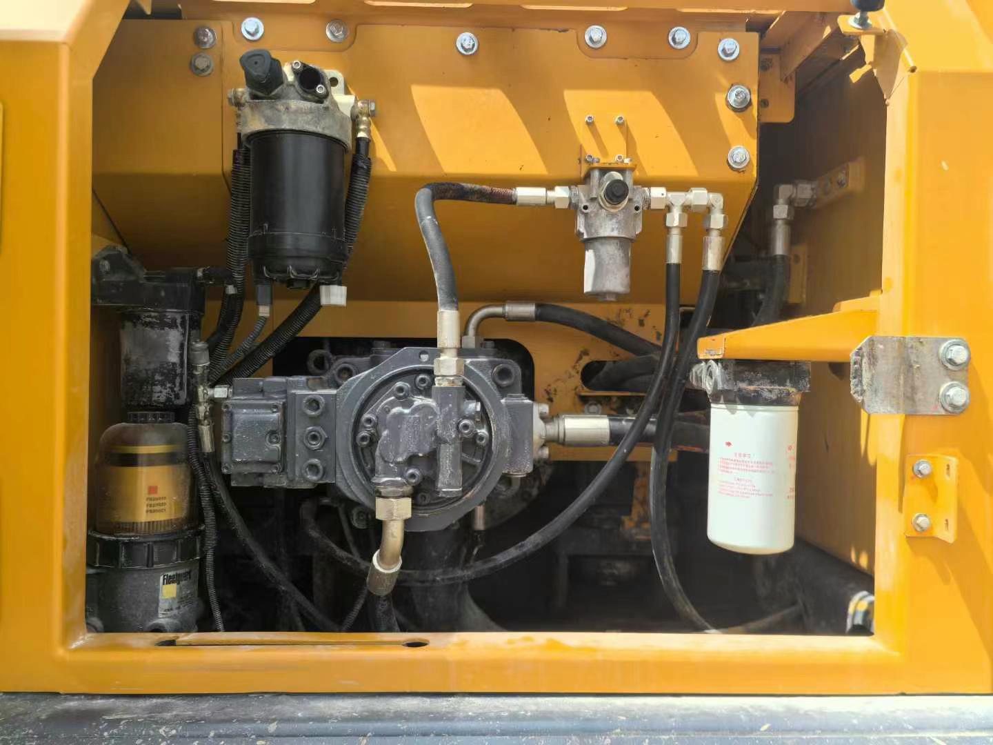 Used XCMG XE245GH Excavator 2021 Model / 5