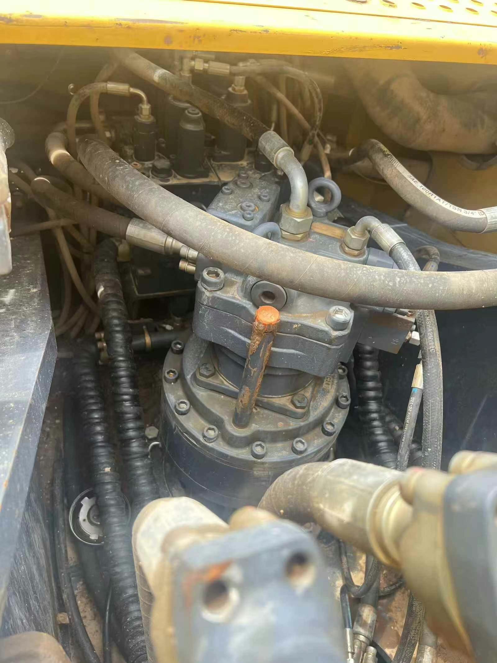 Used XCMG XE245GH Excavator 2022 Model / 7