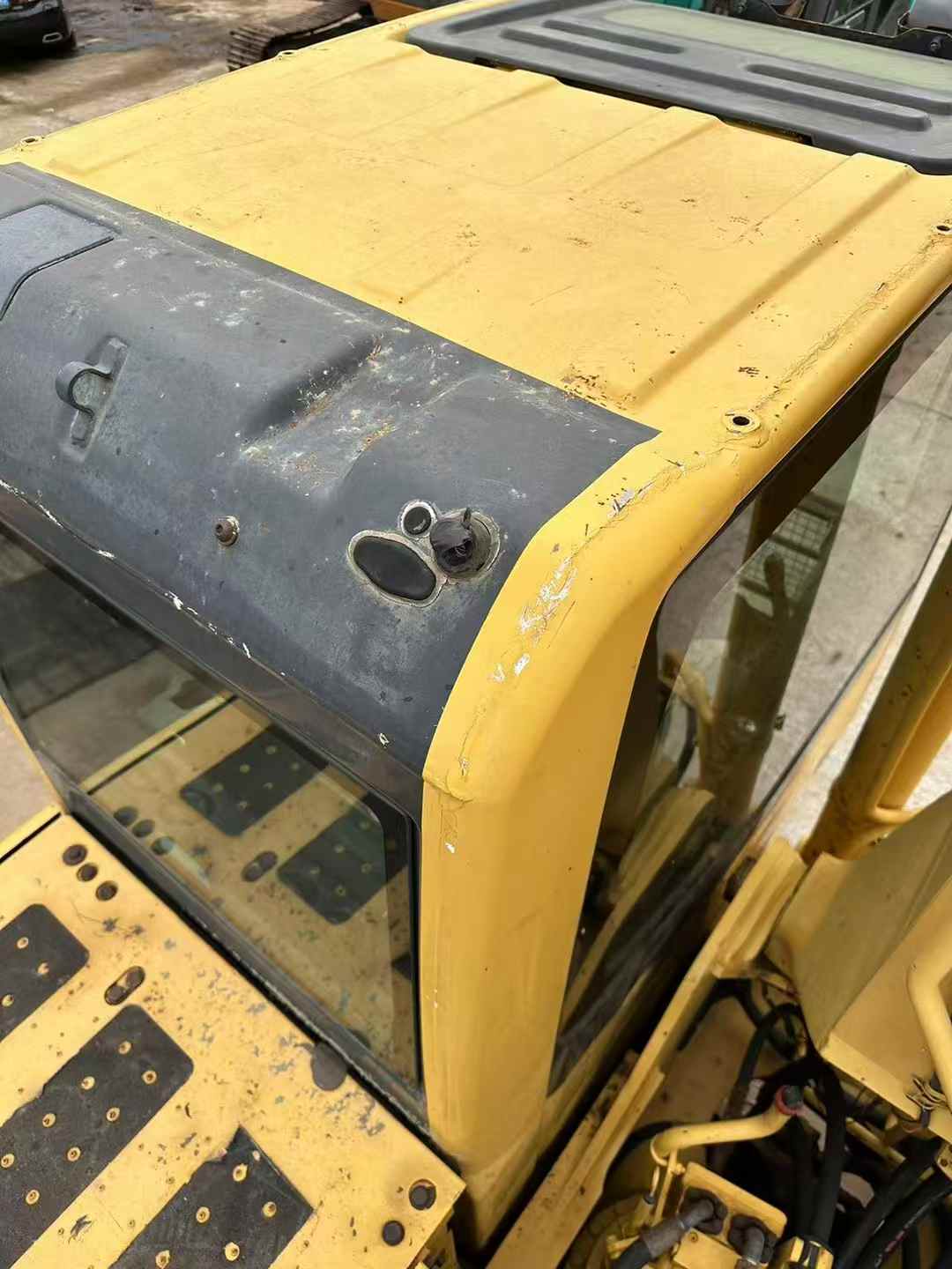 Used Komatsu PC200-8N1 Excavator 2016 Model / 4