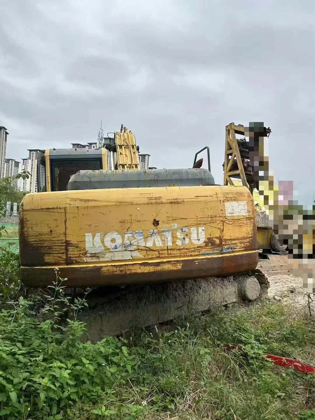 Used Komatsu PC200-8 Excavator 2016 Model / 2