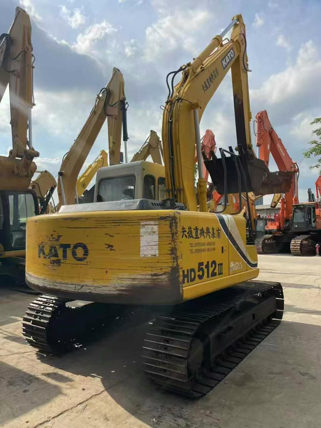 Used Kato HD512 Excavator 2016 Model / 5