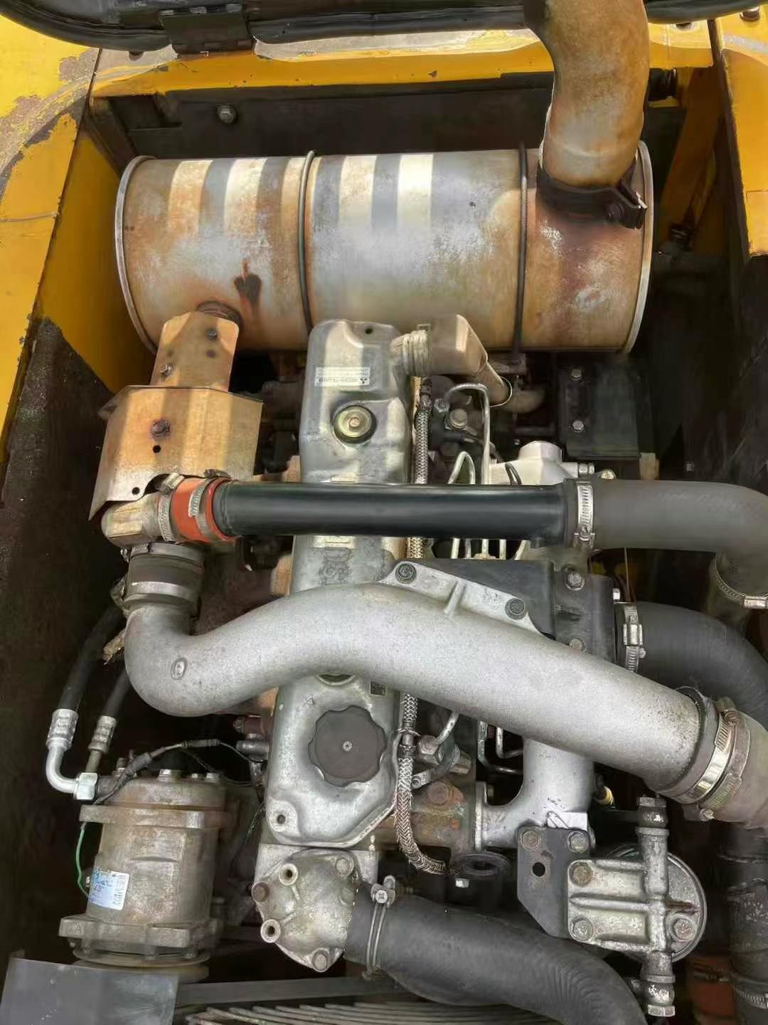 Used Kato HD512 Excavator 2016 Model / 2