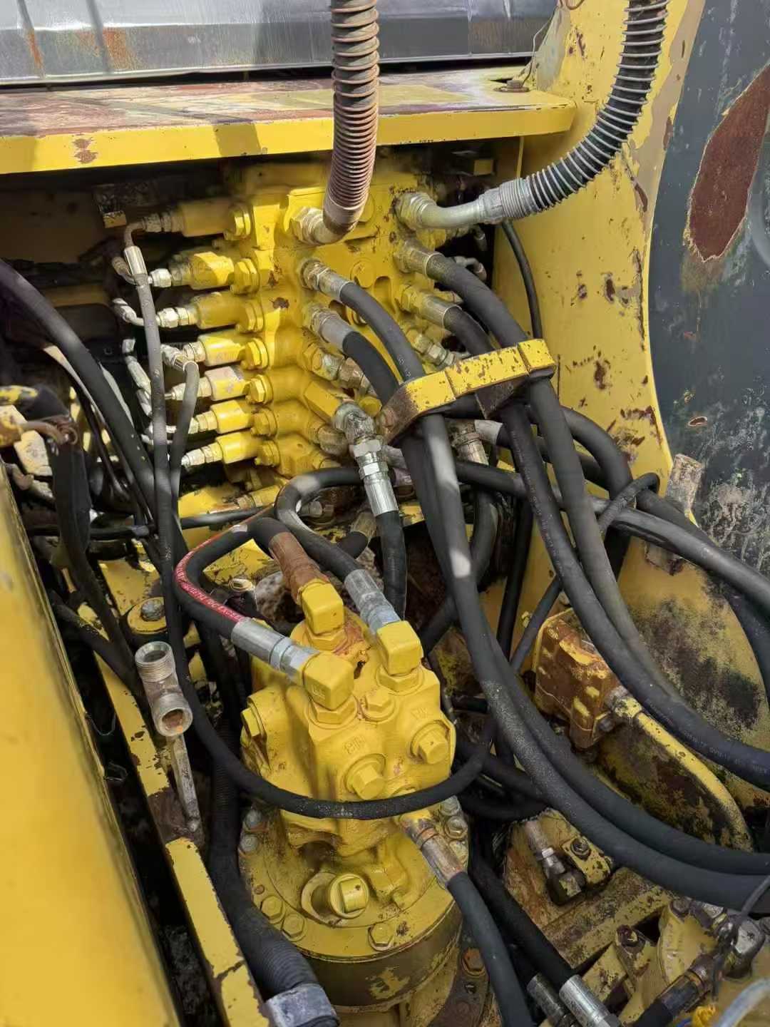 Used Komatsu PW100 Excavator 2016 Model / 5