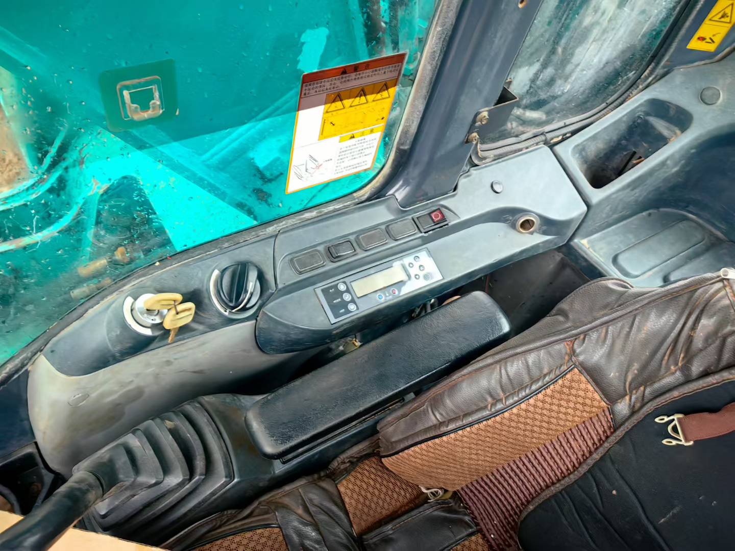 Used Kobelco SK210 Excavator 2016 Model / 8