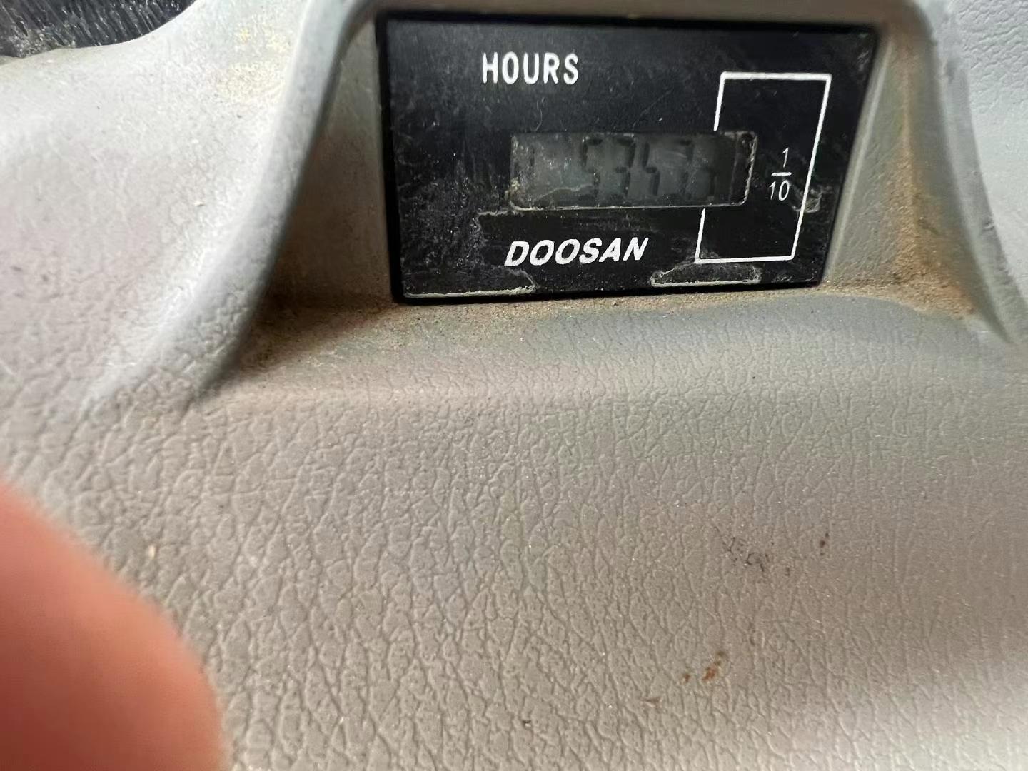 Used Doosan DX500 Excavator 2016 Model / 7